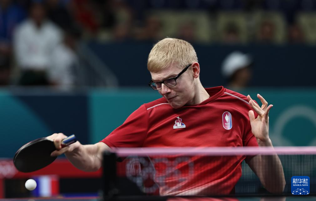 整个足球事 整个足球事